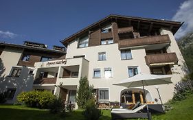 Hotel Chesa Surlej